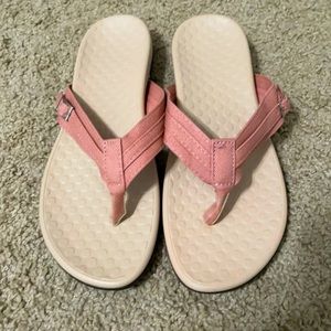 Tan/Pink thong sandals